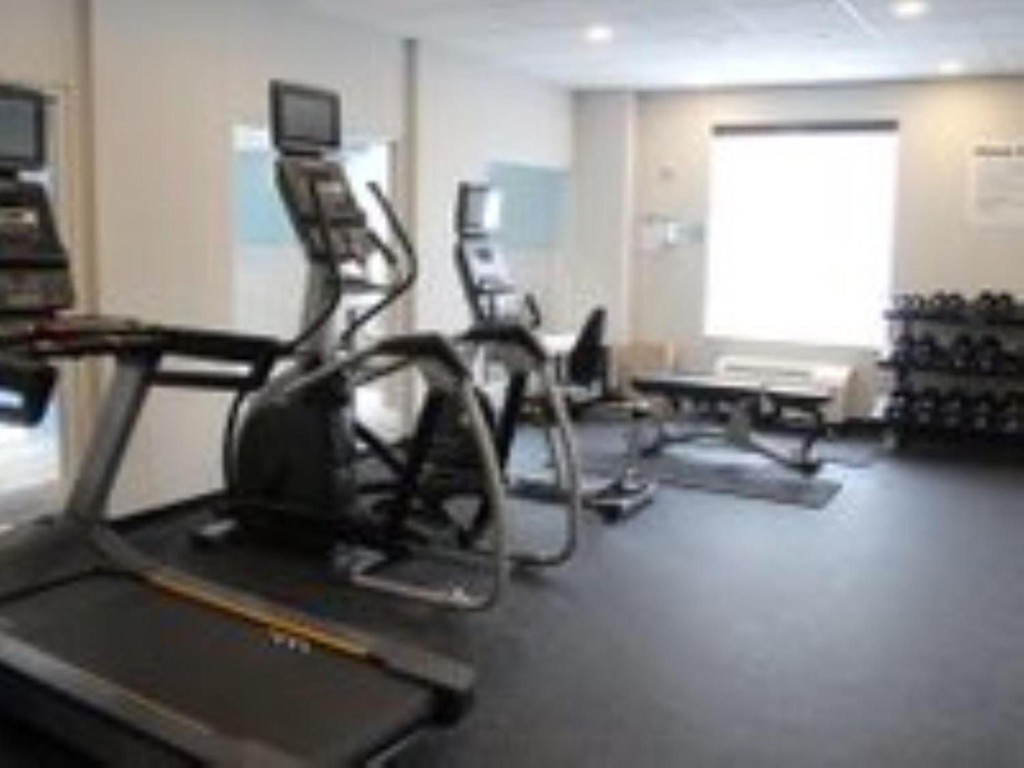Holiday Inn Express & Suites Huntsville By Ihg Ngoại thất bức ảnh