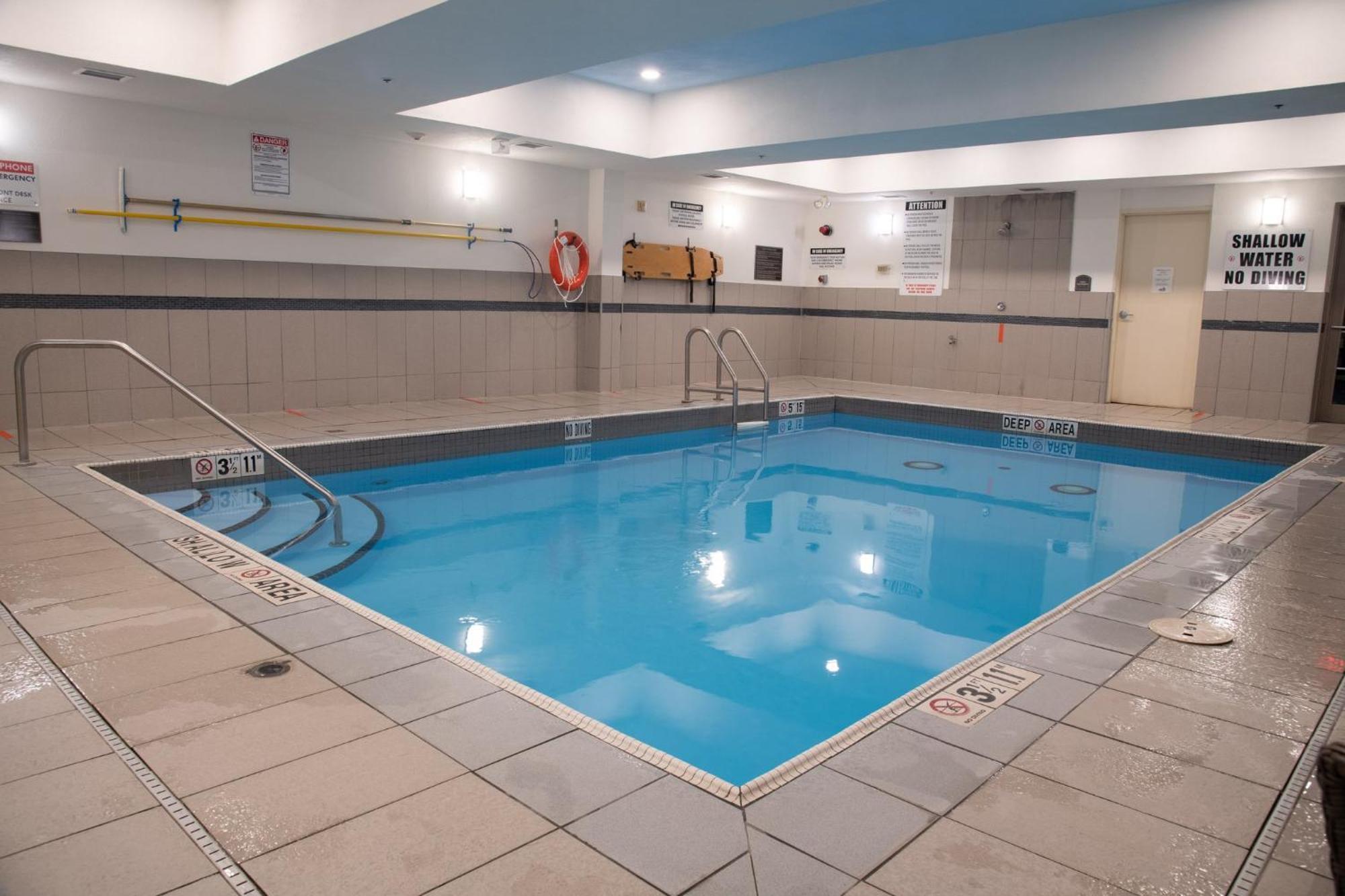 Holiday Inn Express & Suites Huntsville By Ihg Ngoại thất bức ảnh