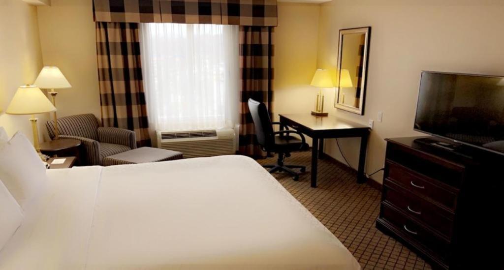 Holiday Inn Express & Suites Huntsville By Ihg Ngoại thất bức ảnh